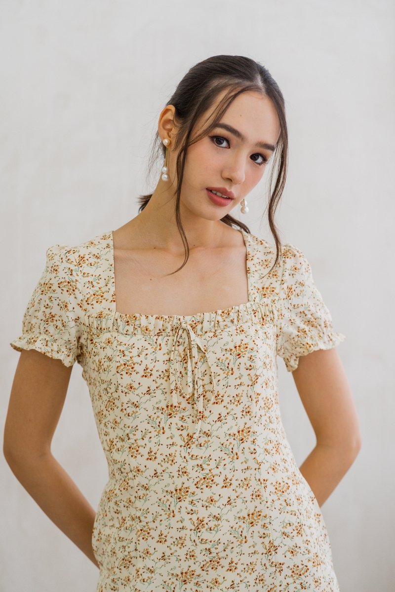 Olivia Floral Square Neck Maxi Dress in Cream (XS)