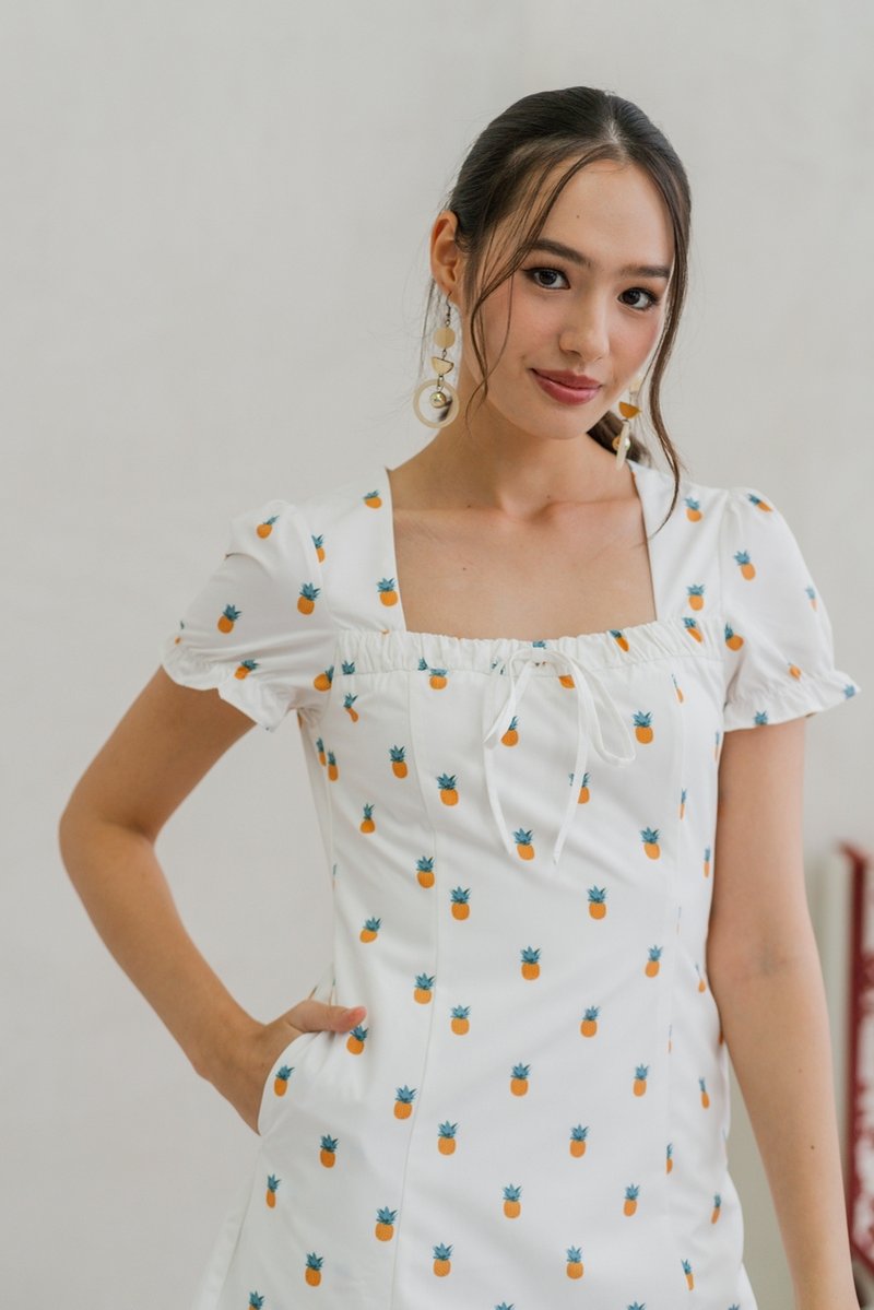 Lucy Tie Ribbon Pineapple Dress in White (XS)