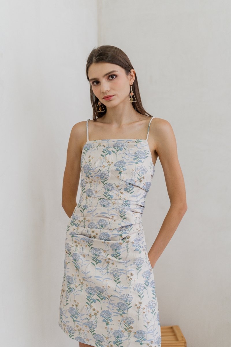 Darcy Floral Ruched Brocade Dress in Champagne (XL)