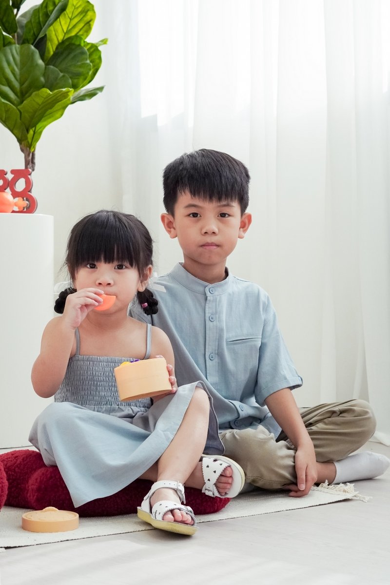Maxine Button Down Kids Shirt in Blue