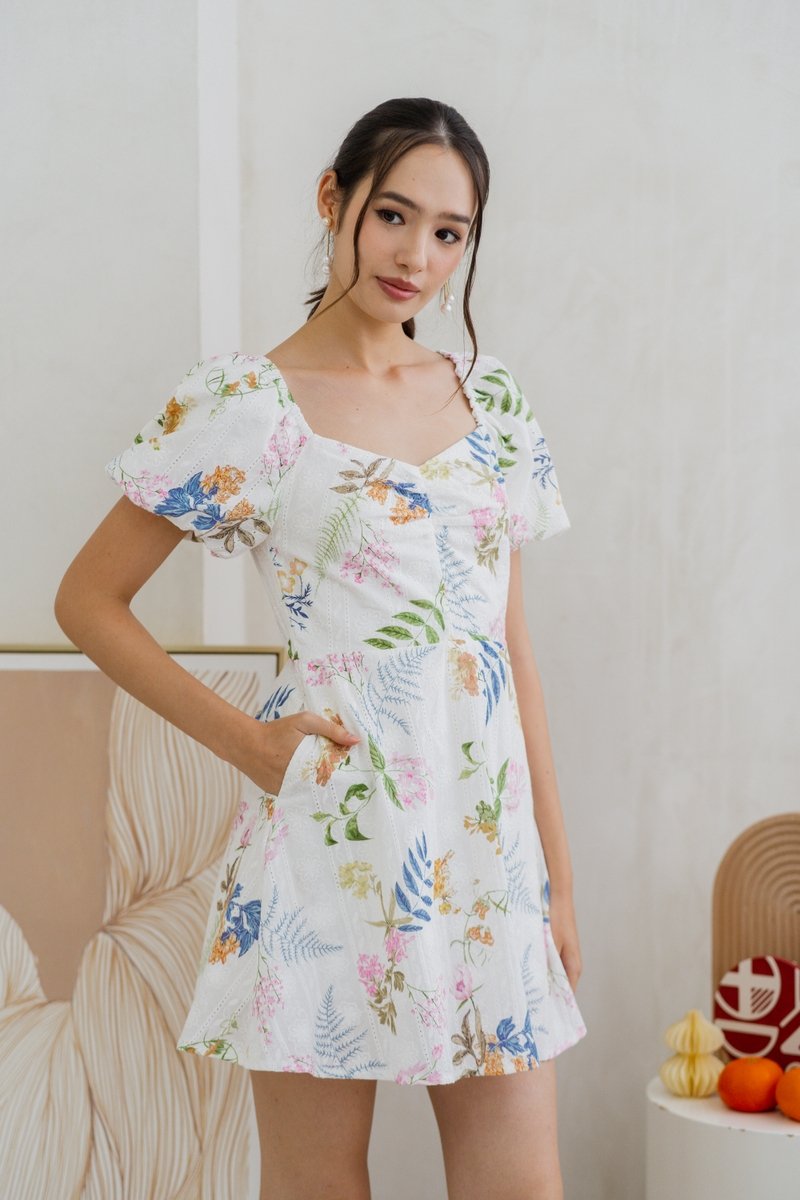 Kanani Sweetheart Floral Eyelet Dress Romper in White (XS)
