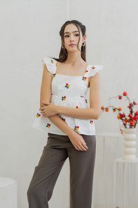 Layana Ruffle Embroidery Top in White (XS)