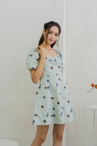 Muriel Sweetheart Puff Sleeves Dress in Sage (XS)
