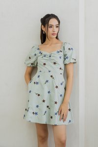 Muriel Sweetheart Puff Sleeves Dress in Sage (XS)