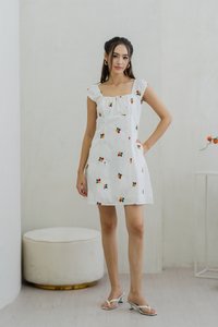 Layana Embroidery Dress in White (S)