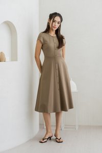 Destiny Button Down Cotton Midi Dress in Khaki (XS)
