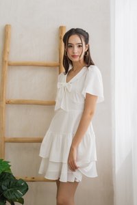 Darlene Ribbon Tiered Dress in White (XS)
