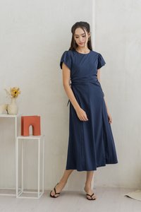 Hilda Textured Maxi Dress in Navy (XS)
