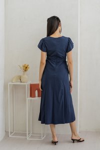Hilda Textured Maxi Dress in Navy (XS)