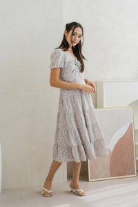Yvonne Twist Knot Tiered Midi Dress in Lilac (XS)