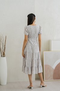 Yvonne Twist Knot Tiered Midi Dress in Lilac (XS)