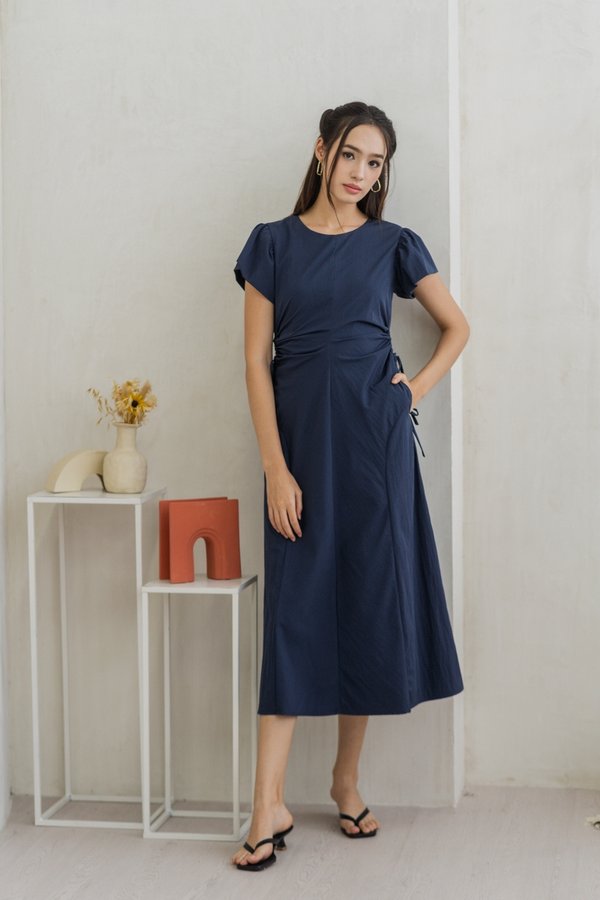 Hilda Textured Maxi Dress in Navy (XS)