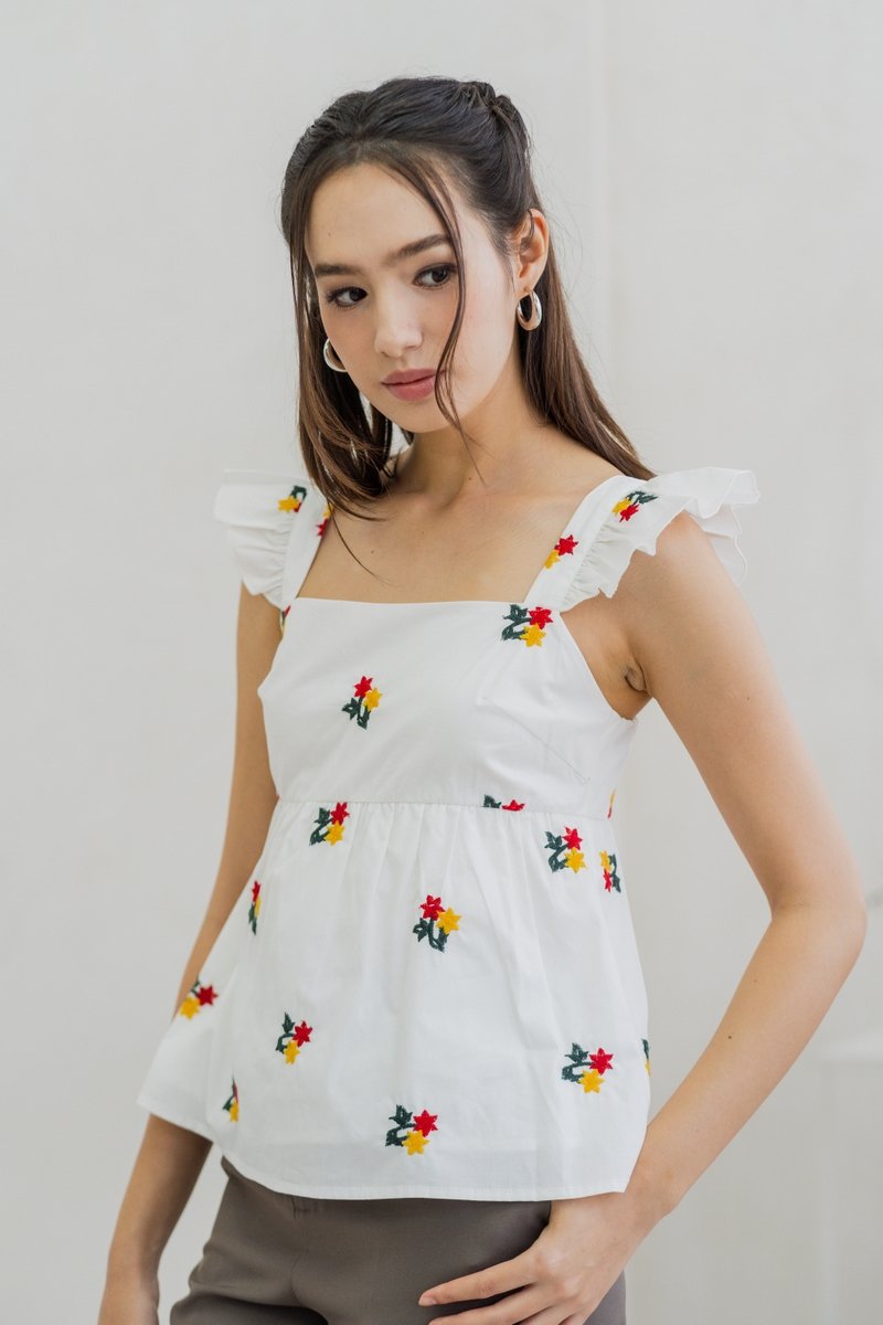 Layana Ruffle Embroidery Top in White (XS)