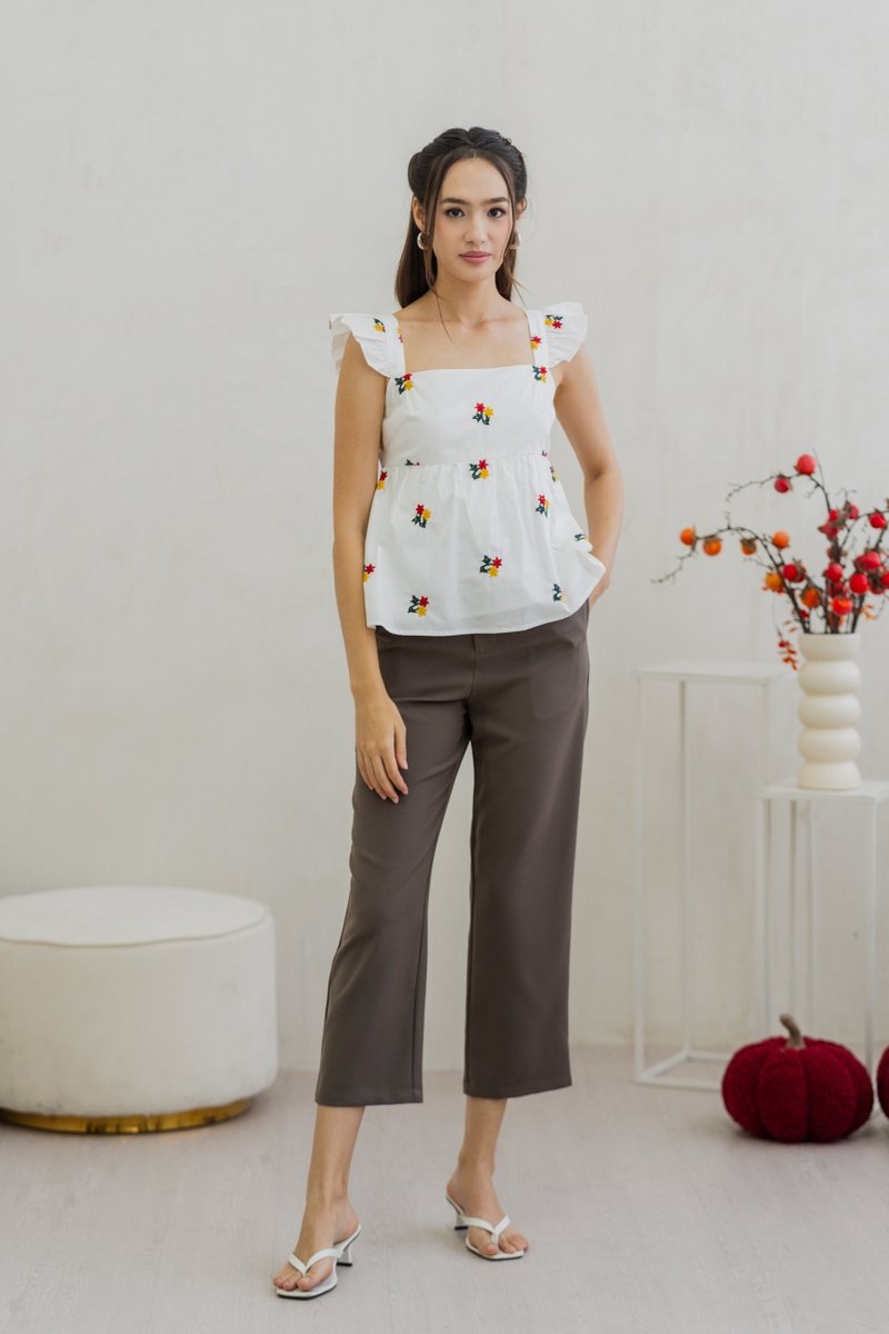 Layana Ruffle Embroidery Top in White (XS)