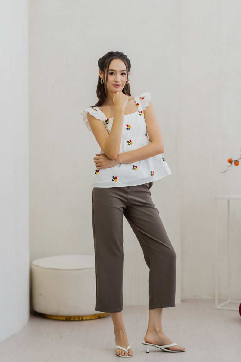 Layana Ruffle Embroidery Top in White (XS)