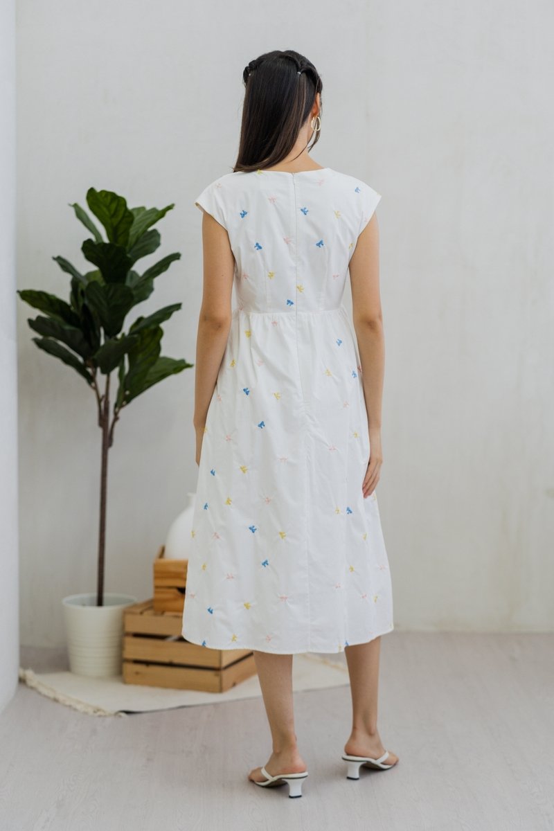 Bernice Ribbon Embroidery Overlap Midi Dress in White (XS)
