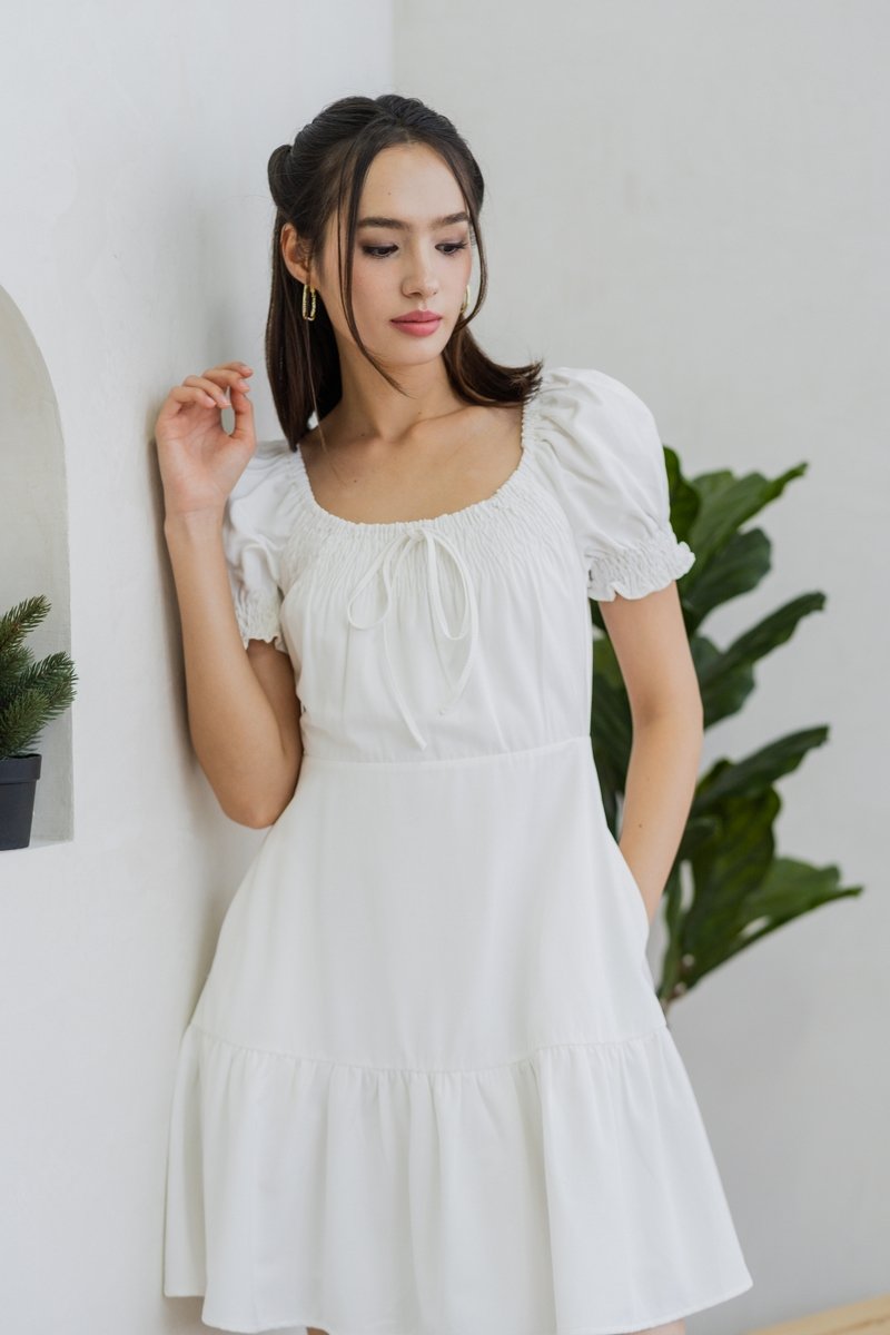 Katherine Smocked Dress in White (XS)