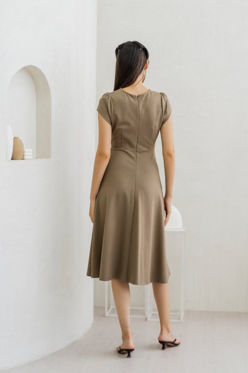 Destiny Button Down Cotton Midi Dress in Khaki (XS)