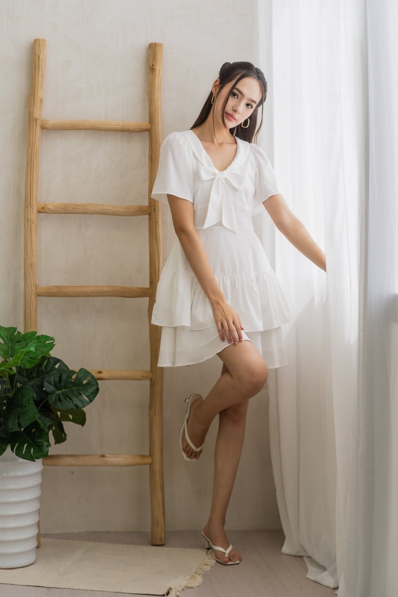 Darlene Ribbon Tiered Dress in White (XS)