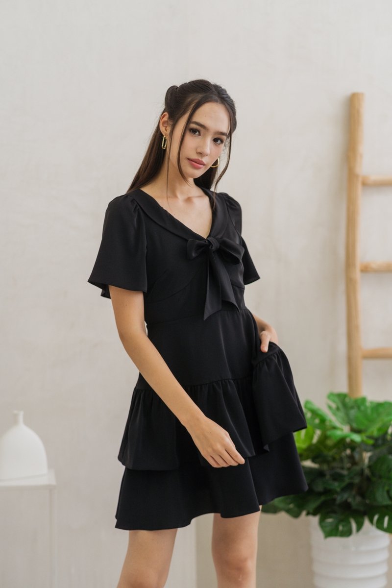 Darlene Ribbon Tiered Dress in Black (XS)