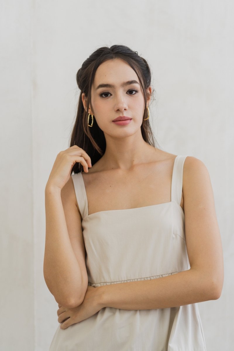 Jean Tiered Midi Dress in Sand