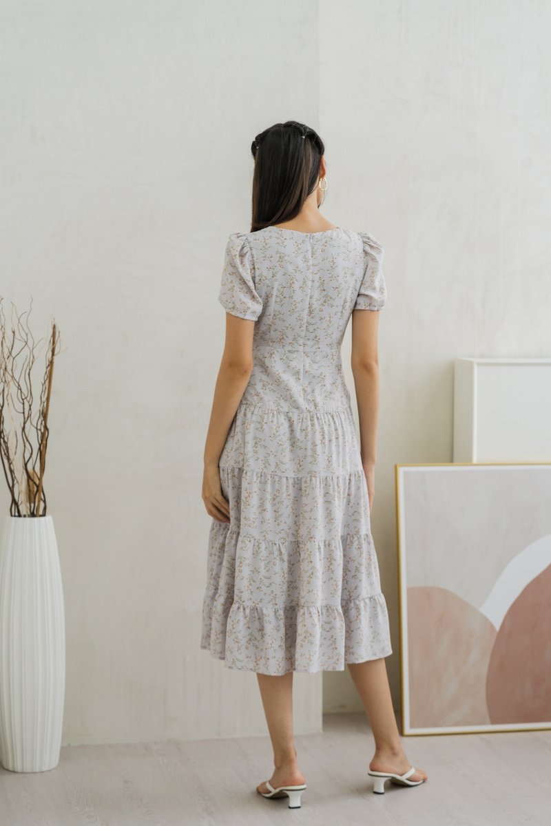 Yvonne Twist Knot Tiered Midi Dress in Lilac (XS)