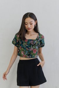 Araia Textured Floral Smocked Top in Forest