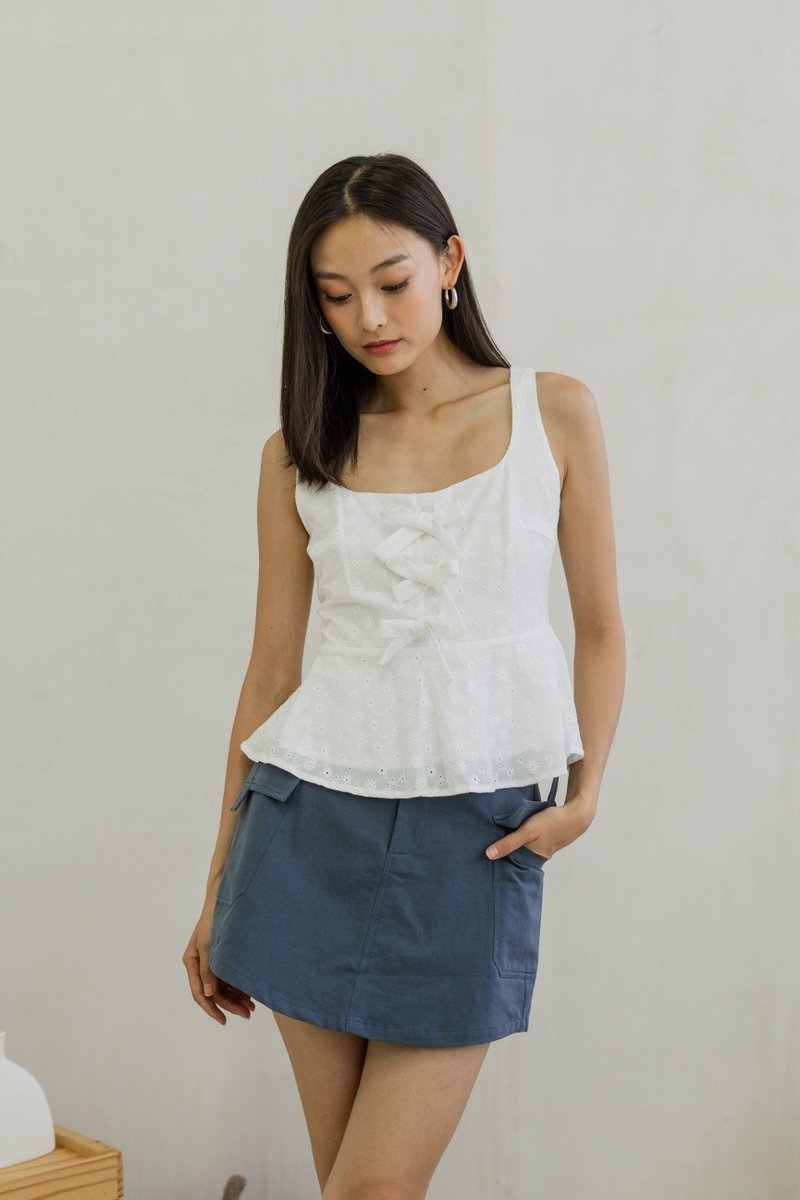 Cleo Cargo Skort In Dusty Navy