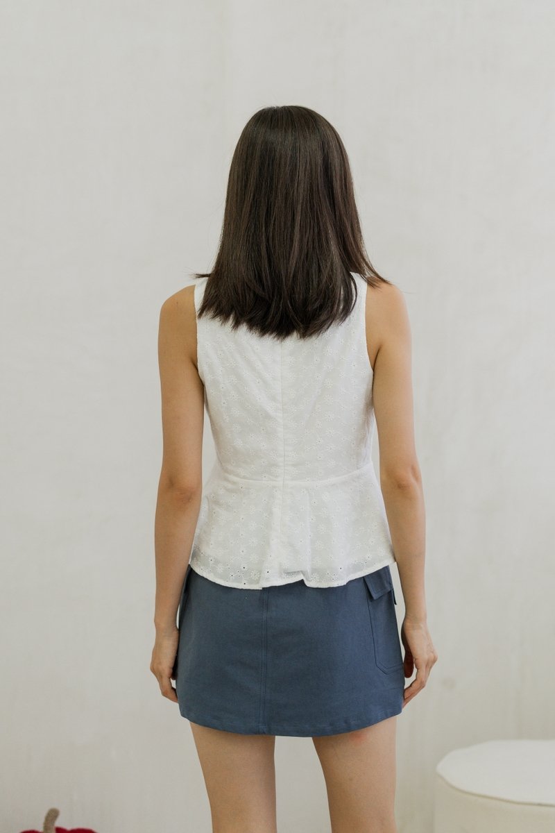 Cleo Cargo Skort In Dusty Navy
