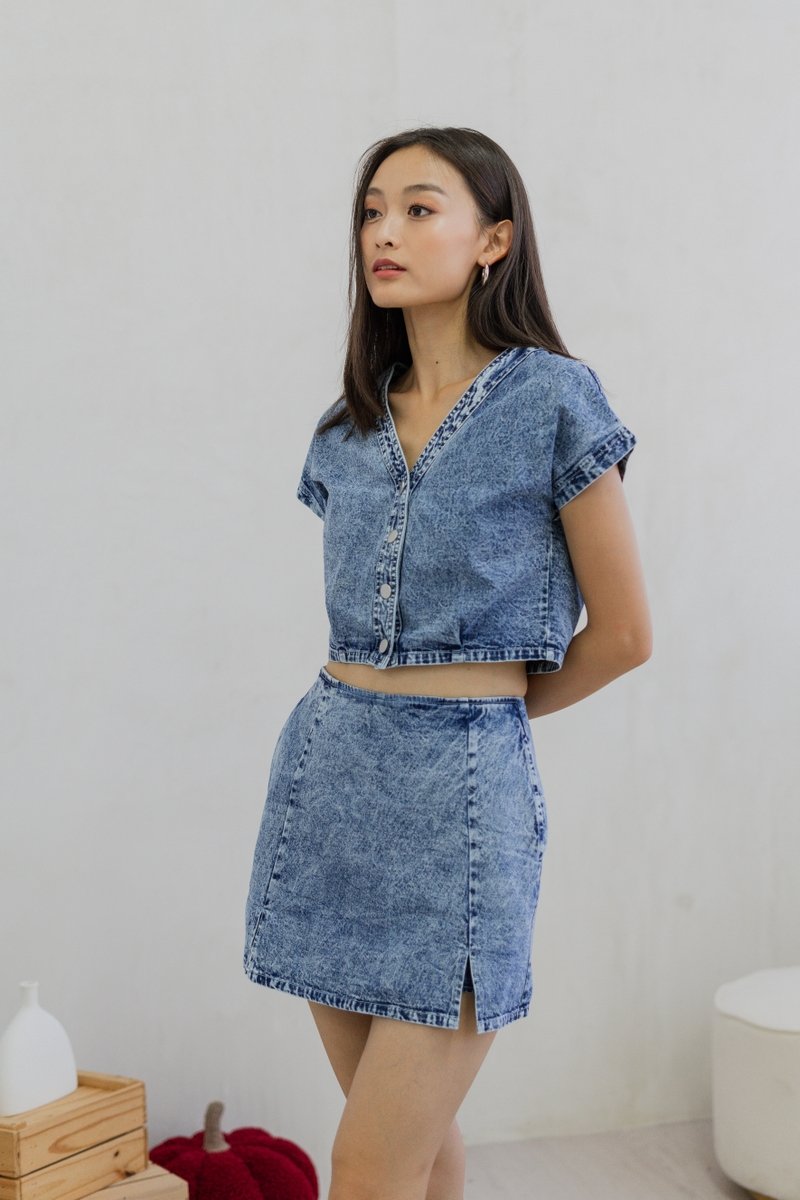 Piper Denim Slit Skort in Acid Wash (XS)