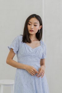 Jill Eyelet Sleeve Maxi Dress In Blue (XS)