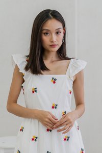 Layana Embroidered Ruffle Maxi Dress In White (XS)