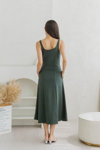 Ausha Panel Midi Dress In Olive Green