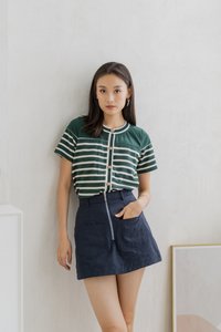 Alivia Front Zipper Denim Skorts in Navy