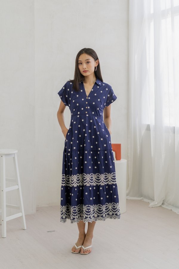 Safia Floral Embroidered Collared Maxi Dress In Navy (XS)