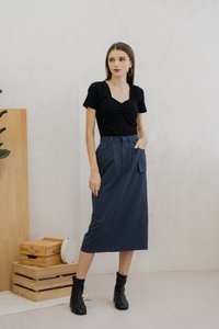 Yuka Ribbed Padded Sweetheart Top In Black (XS)