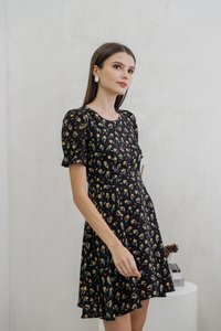 Aeris Printed Floral Flared Dress In Black (XS)