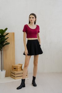 Acacia Ribbed Padded Crop Top In Wine