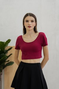 Acacia Ribbed Padded Crop Top In Wine