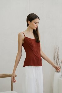 Calianna Button Camisole Top In Rust
