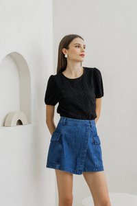 Petula Eyelet Knitted Top In Black (XS)