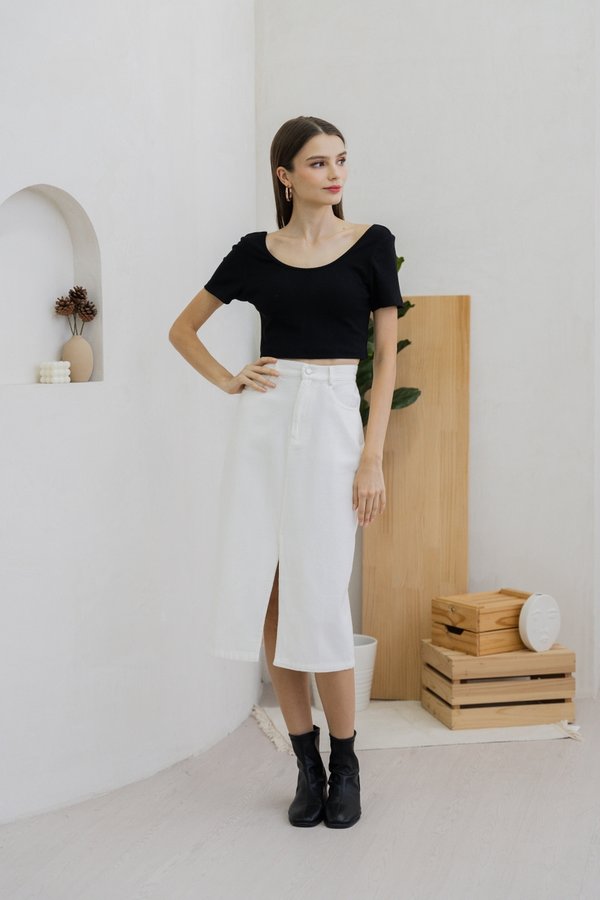 Acacia Ribbed Padded Crop Top In Black