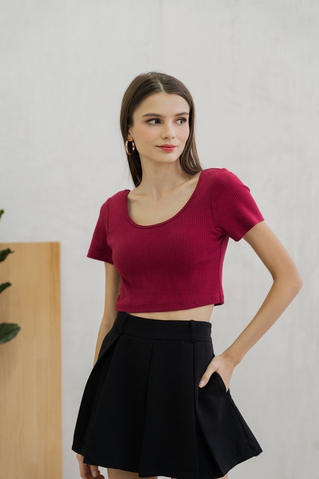 Acacia Ribbed Padded Crop Top In Wine