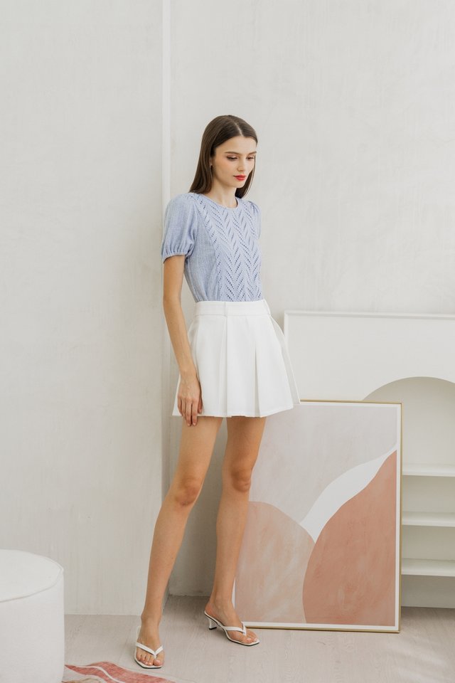 Petula Eyelet Knitted Top In Blue