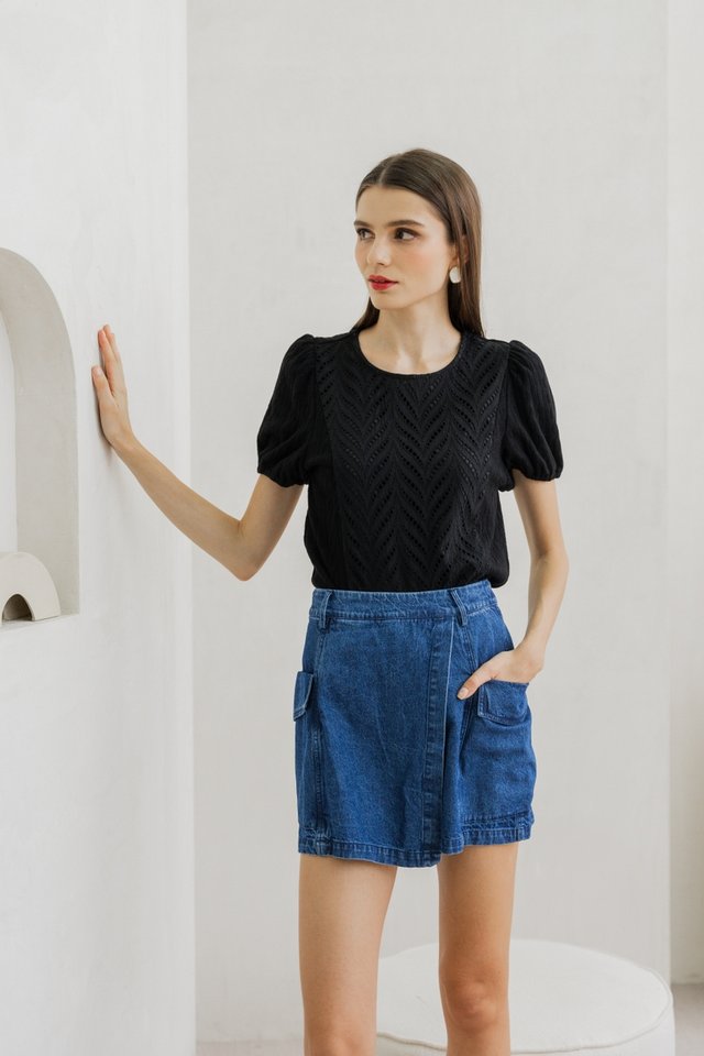 Petula Eyelet Knitted Top In Black