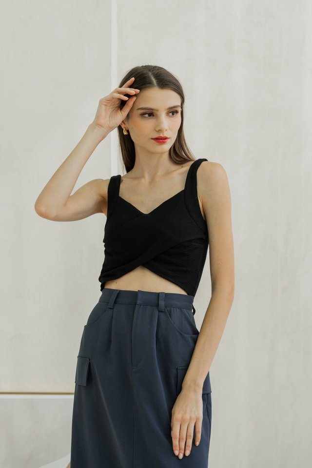 Giselle Padded Overlap Crop Top In Black