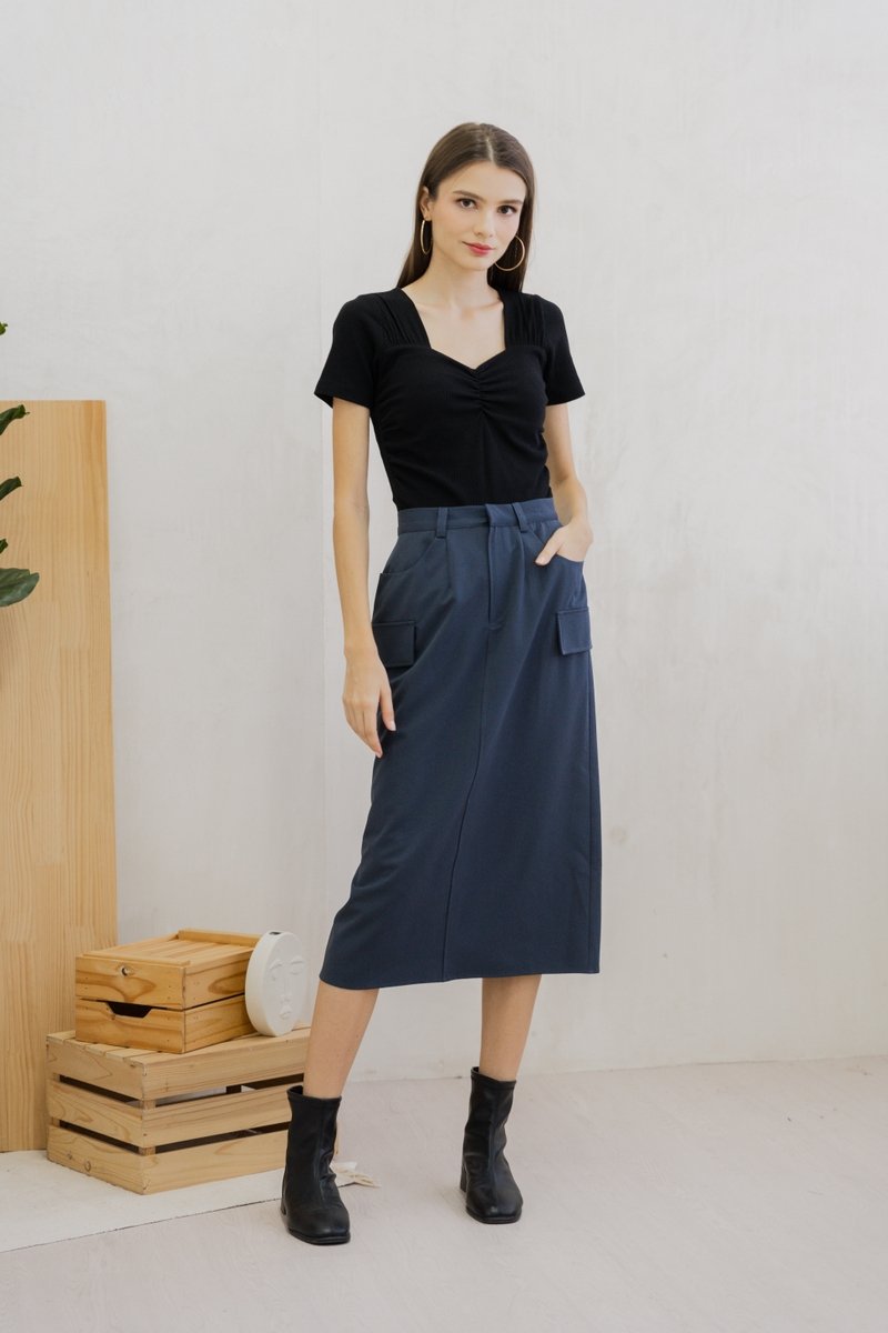 Yuka Ribbed Padded Sweetheart Top In Black (XS)