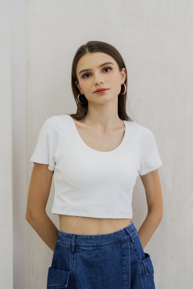 Acacia Ribbed Padded Crop Top In White