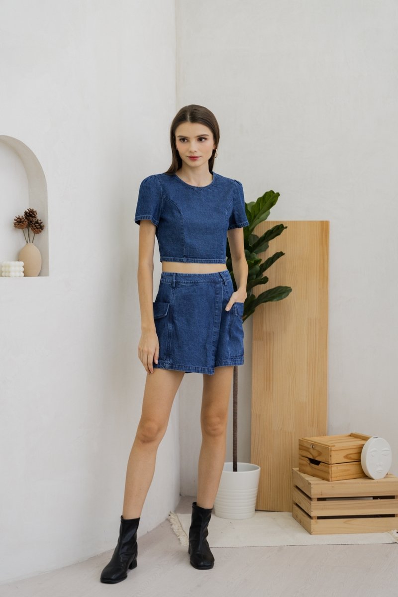 Kienna Denim Crop Top In Dark Wash