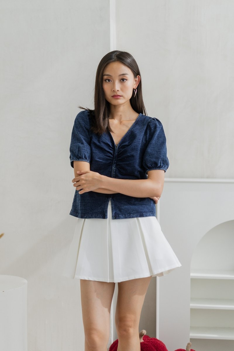 Maeve Denim Ruched Front Zip Top (XS)